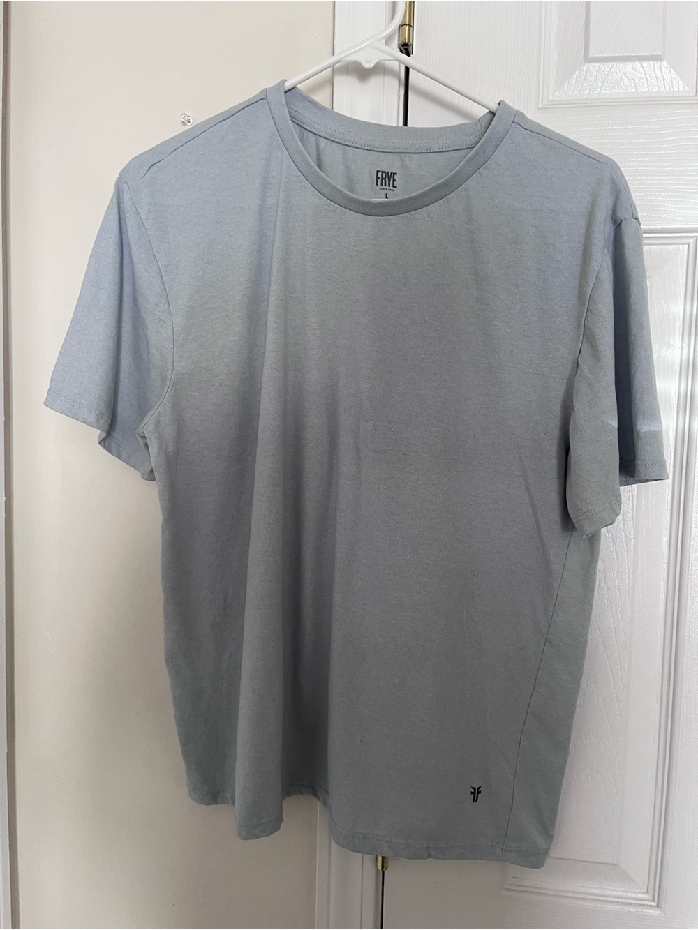 FRYE Men's Crewneck T-Shirt in Light Blue Size Large